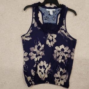 Floral Medium Sleeveless Shirt